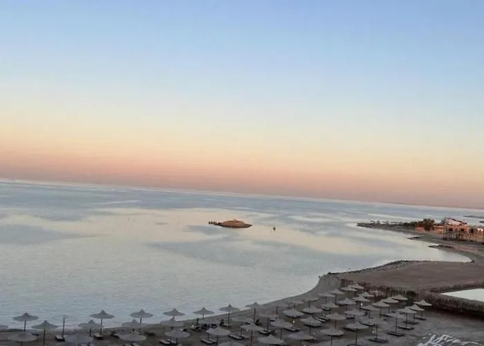 Aparthotel Casablanca Resort, First Line, With Private And Swimming Pools,hurghada